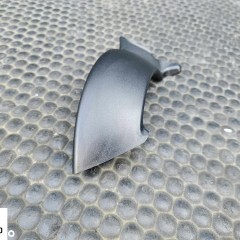 Oslona 8K9827279A 8K9827280A Oslony Maskownica Zawiasow Zawiasu Zawias Klapy Bagaznika Audi A4 B8 Avant Kombi