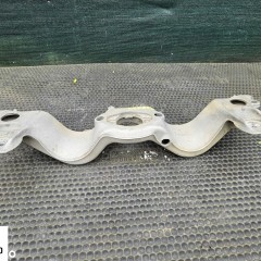 Łapa Wspornik 8E0399263R Poduszka Podpora Belka Skrzyni Skrzynia Biegów Audi A4 B6 B7