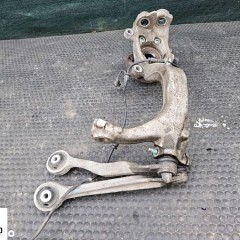 Zwrotnica 8E0258F 8E0407242B Zawieszenie Piasta Czujnik ABS Przednia Przód Prawa AUDI A4 B6 B7