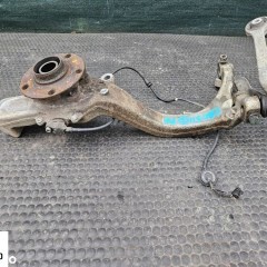 Zwrotnica 8E0258F 8E0407242B Zawieszenie Piasta Czujnik ABS Przednia Przód Prawa AUDI A4 B6 B7