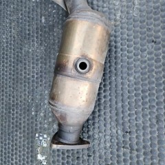 Katalizator 8E0131701GF 8E0131701GH Kat Wydechowy Plecionka Łacznik Tlumik 3.2 FSI Audi A4 B7 A6 A8