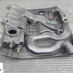 Pokrywa 03C129607 06A103638A Silnika Obudowa Oslona 1.6 FSI  VW Golf 5 V Touran