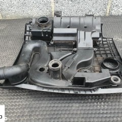 Pokrywa 03C129607 06A103638A Silnika Obudowa Oslona 1.6 FSI  VW Golf 5 V Touran