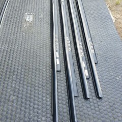 Listwa Listwy Zgarniajace Ramki Szyb Chrom Oklejone Czarne AUDI A4 B8 Sedan