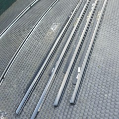 Listwa Listwy Zgarniajace Ramki Szyb Chrom Oklejone Czarne AUDI A4 B8 Sedan