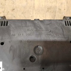 Licznik A0004467121 Zegary Prędkościomierz Wskaźniki 2,2 CDI Diesel Mercedes Sprinter W901 W902 W903