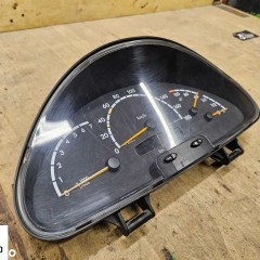 Licznik A0004467121 Zegary Prędkościomierz Wskaźniki 2,2 CDI Diesel Mercedes Sprinter W901 W902 W903