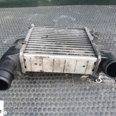 Intercooler 8E0145805AA Chłodnica Powietrza Lewy Lewa 2.0 TDI AUDI A4 B7