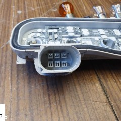 Wklad Lampy PRAWY 8E9945258 Mocowanie Zarowki Tyl Tylne AUDI A4 B6 Avant Kombi