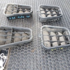 Kratka 4B0819181A 8E0819181 Wentylacyjna Bagaznika Powietrza Audi A4 B6 B7 Sedan Kombi 4B0819181B 4B0819181A 8E0819181