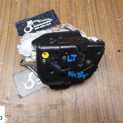 Zamek 8E0839015AA 8E0839016AA Zamki Drzwi Tyl Prawy Lewy Audi A4 B7 Seat Exeo Sedan Kombi