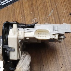 Zamek 8E0839015AA 8E0839016AA Zamki Drzwi Tyl Prawy Lewy Audi A4 B7 Seat Exeo Sedan Kombi