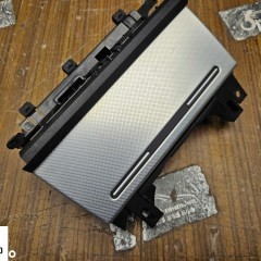 Popielniczka 2 DIN 8E0857951J 03S Klapka Wklad Carbon Srebrna Rybia Luska Audi A4 B6 B7