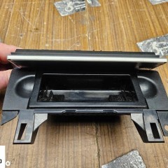 Popielniczka 2 DIN 8E0857951J 03S Klapka Wklad Carbon Srebrna Rybia Luska Audi A4 B6 B7