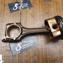 Tłok Tłoki BHS 06BA Korbowód Korba Panewki 2.0 ALT 20V Audi A4 B6 A6 C5 VW