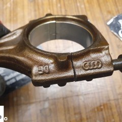 Tłok Tłoki BHS 06BA Korbowód Korba Panewki 2.0 ALT 20V Audi A4 B6 A6 C5 VW