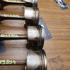 Tłok Tłoki BHS 06BA Korbowód Korba Panewki 2.0 ALT 20V Audi A4 B6 A6 C5 VW