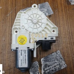 Silniczek Sterownik 8K0959801 8K0959802 8K0959811 8K0959812 Moduł Szyby Mechanizm Podnoszenia Przod Tyl Audi A4 B8 A5 Sedan Kombi