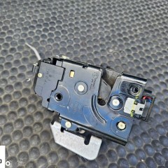 Zamek Drzwi 4B1837015G 8E1837016C Rygiel Lewy Prawy Przod Przedni Europa Audi A4 B6 A6 C5 Sedan Kombi