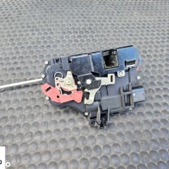 Zamek Drzwi 4B1837015G 8E1837016C Rygiel Lewy Prawy Przod Przedni Europa Audi A4 B6 A6 C5 Sedan Kombi