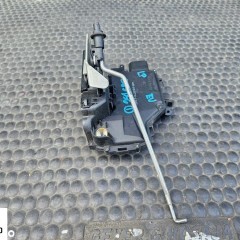 Zamek Drzwi 4B1837015G 8E1837016C Rygiel Lewy Prawy Przod Przedni Europa Audi A4 B6 A6 C5 Sedan Kombi