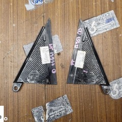 Oslona 8E5853273C 8E5853274C Oslony Trojkat Dekor Szyby Drzwi Tyl Tylne Audi A4 B6 B7 Sedan Kombi