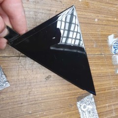 Oslona 8E5853273C 8E5853274C Oslony Trojkat Dekor Szyby Drzwi Tyl Tylne Audi A4 B6 B7 Sedan Kombi