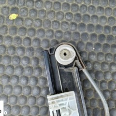 Podnosnik Szyby 8E0837462 Mechanizm Linki Prowadnica Prawy Przod Przedni AUDI A4 B6 B7 Seat Exeo Sedan Kombi