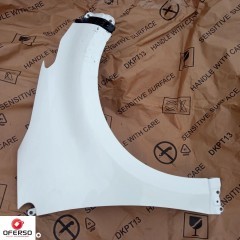 TOYOTA YARIS IV 4 BŁOTNIK PRAWY PRZÓD PRZEDNI BIAŁY SLIZG NADKOLE 2020