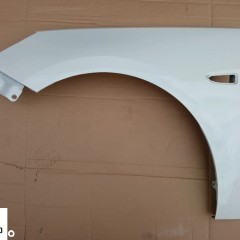 OPEL ASTRA K BŁOTNIK PRZEDNI PRZÓD LEWY 39011390 2015>>> BIAŁY KOLOR ASTRA K ORYGINAŁ