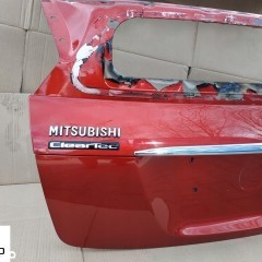 MITSUBISHI ECLIPSE CROSS KLAPA BLENDA WISNIOWA