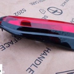 TOYOTA RAV4 V LAMPA PRAWA W KLAPA LED ORYGINAŁ