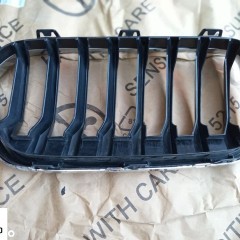 BMW X2 F39 NERKA GRILL ATRAPA LEWA 7424777 PRAWA 7424778 KPL