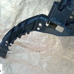 AUDI A1 PAS PRZEDNI 2010 ORYGINAŁ 8X0