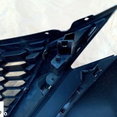 NISSAN JUKE II ZDERZAK PRZEDNI F16 ATRAPA RADAR BEZ PDC WISNIOWY