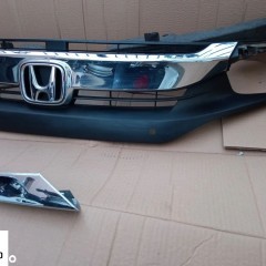 HONDA CIVIC X SEDAN LISTWA CHROM LAMPY PRAWA 2017> ŁADNA