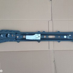 YARIS II PAS PRZEDNI DOLNA POPRZECZKA NOWY