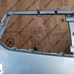 ZDERZAK PRZÓD SSANGYOUNG RODIUS II 78711-21600 SREBRNY