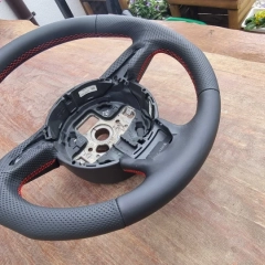 NOWA skórzana kierownica, szybka wysyłka, obszywanie