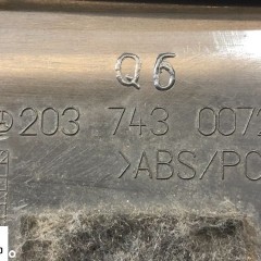 MERCEDES W203 OSŁONA LISTWA KLAPY BAGAŻNIKA KOMBI