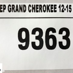 GRAND CHEROKEE WK2 POJEMNIK BAGAŻNIKA WKŁAD