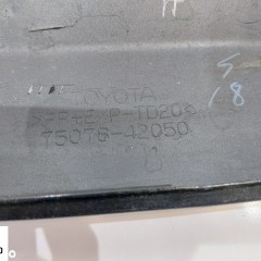 LISTWA DRZWI TYŁ LEWA TOYOTA RAV4 V 19r 75078-42050