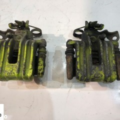 SUPERB I SEAT ZACISK TYŁ TYLNY PRAWY LEWY 2.5TDI