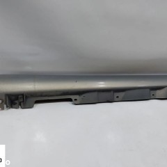 NAKŁADKA LISTWA PROGU LEWA AVENSIS T25 03-09r 75852-05010