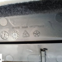 PODŁOGA TAPICERKA BAGAŻNIKA GRAND CHEROKEE WK2 11r