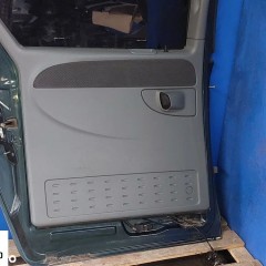 DRZWI PRZESUWNE TYŁ LEWY KOMPLETNE VOYAGER IV 05r