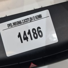 RAMKA NAWIGACJI WYŚWIETLACZA KRATKI INSIGNIA A 10r