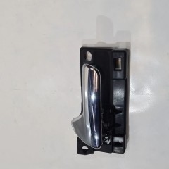 KLAMKA WEWNĘTRZNA TYŁ LEWY GRAND CHEROKEE WK2 11r