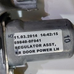 PODNOŚNIK SZYBY TYŁ LEWY TOYOTA VERSO 09-18r 69840-0F041