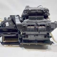 NAGRZEWNICA KOMPLETNA TOYOTA VERSO 13-18r LIFT EUR